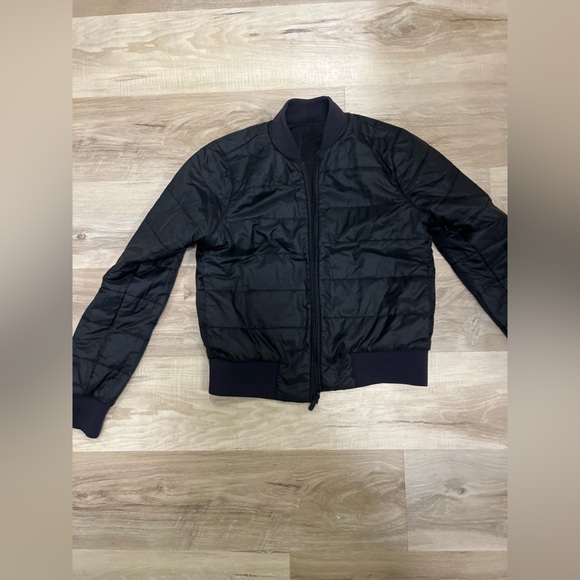Lululemon reversible black jacket - Picture 4 of 5